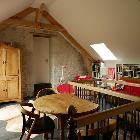 Bed and Breakfast Les Jardins De Nanine Lapleau Esterno foto