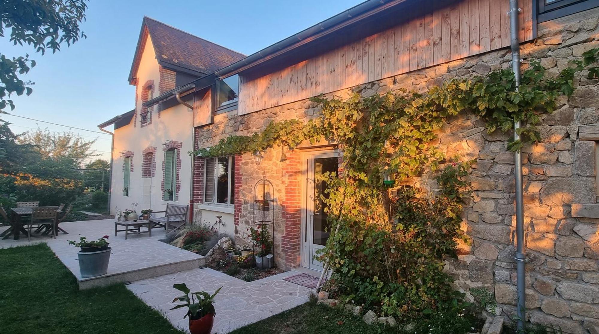 Bed and Breakfast Les Jardins De Nanine Lapleau Esterno foto