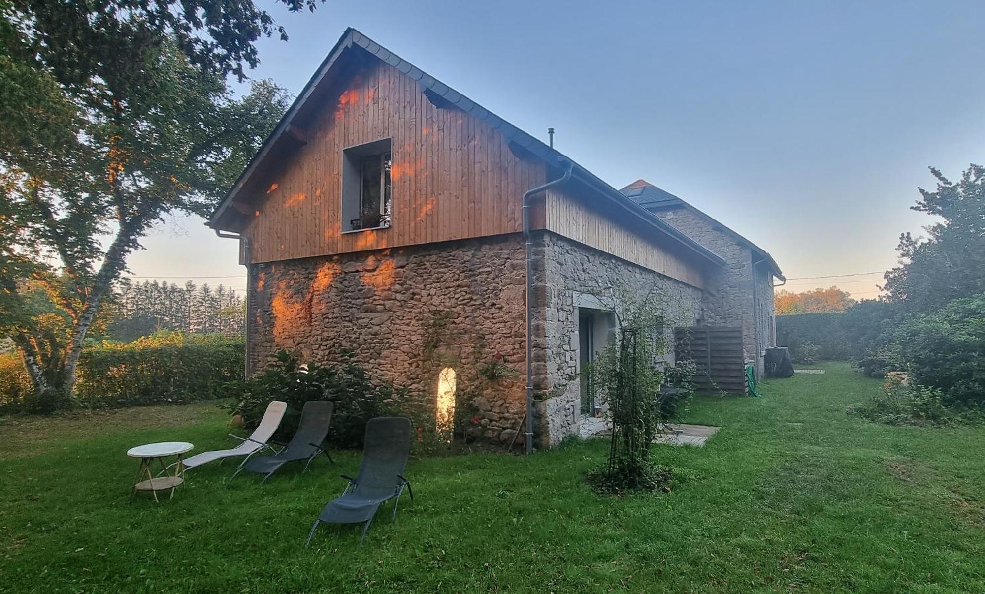 Bed and Breakfast Les Jardins De Nanine Lapleau Esterno foto