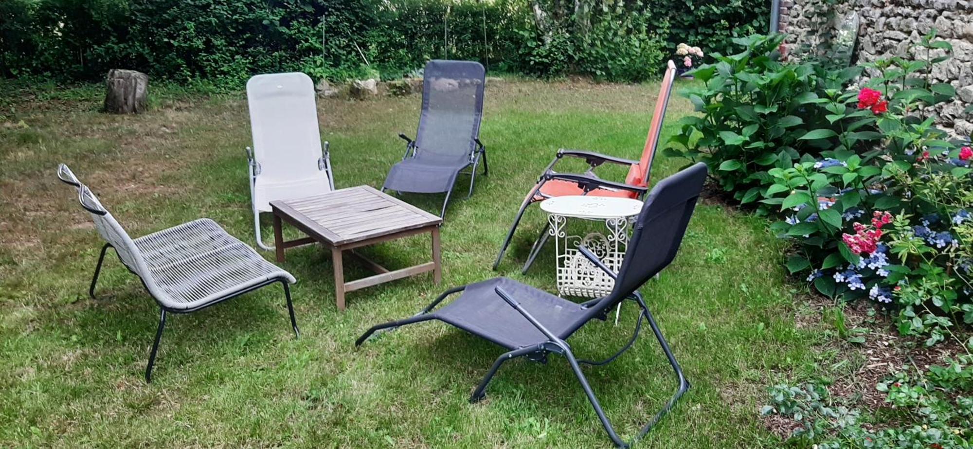 Bed and Breakfast Les Jardins De Nanine Lapleau Esterno foto