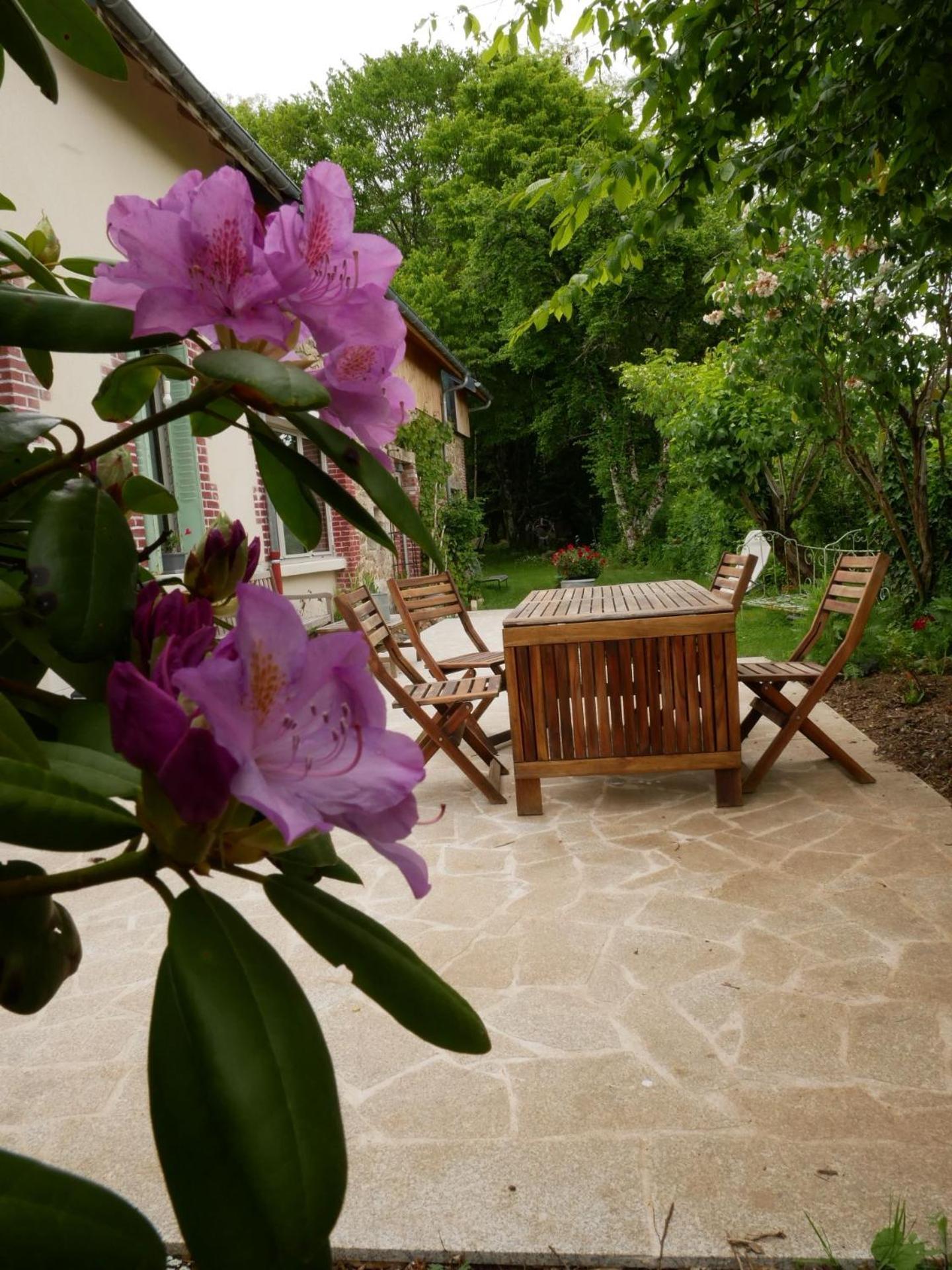 Bed and Breakfast Les Jardins De Nanine Lapleau Esterno foto