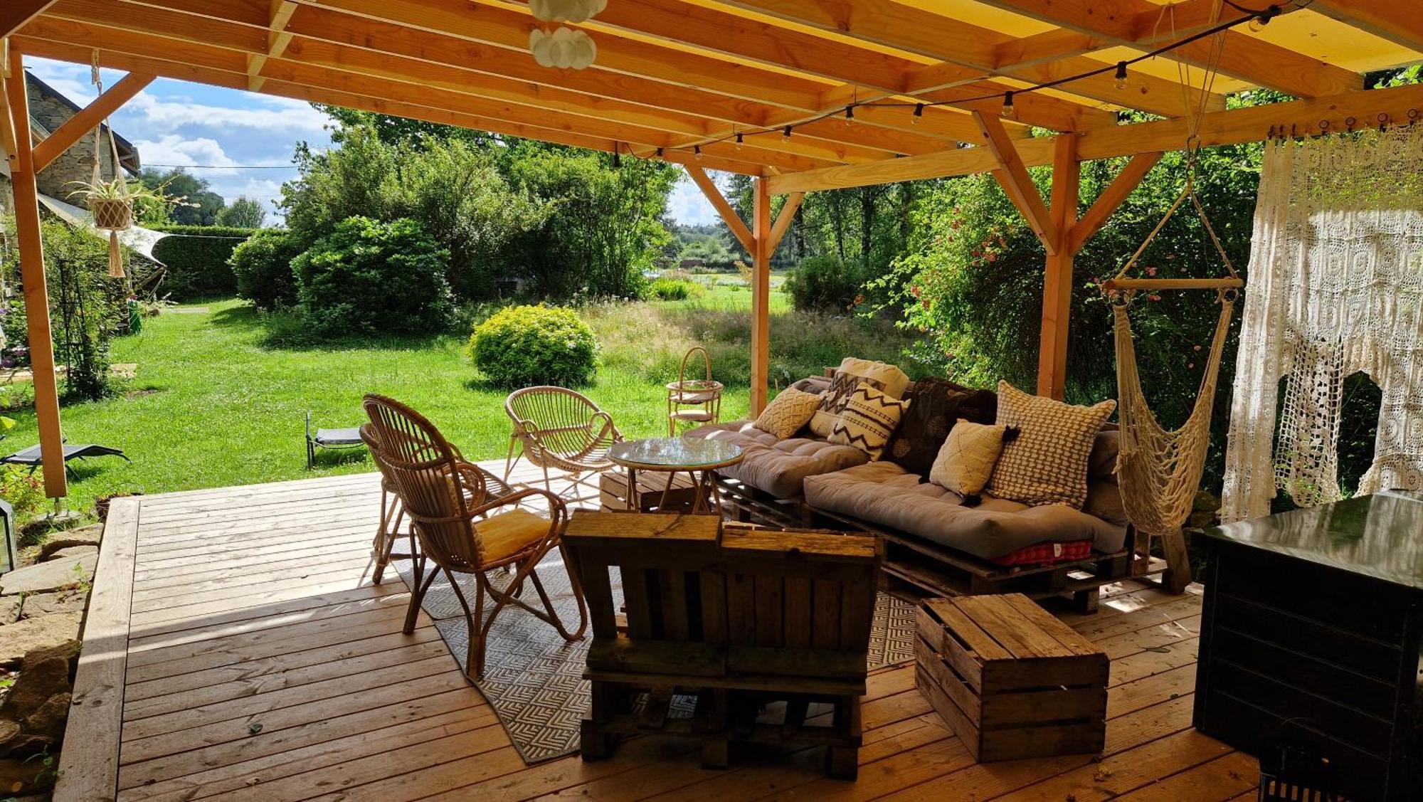 Bed and Breakfast Les Jardins De Nanine Lapleau Esterno foto